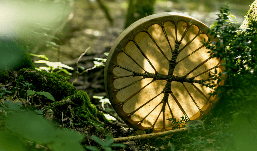 Schamanische Trommeln - Traditionelle Herstellung und Bedeutung in der schamanischen Praxis